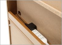 �w�ʂɃ^�b�v���u����\���ɂȂ��Ă��܂��B�i�N���b�N�Ŋg��\���j